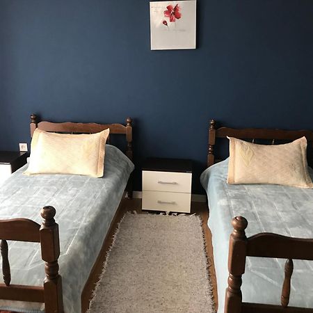 Madam Svetlana Bed and Breakfast Tivat Habitación foto