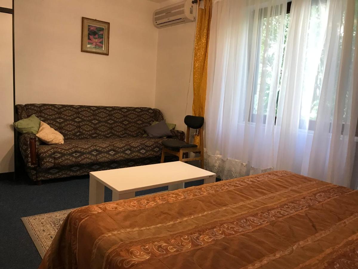 Madam Svetlana Bed and Breakfast Tivat Exterior foto